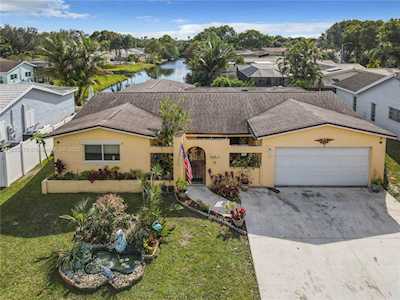 9008 SW 55th St Cooper City, FL 33328