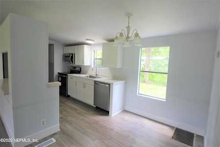 10834 Colorado Springs AVE Jacksonville, FL 32219