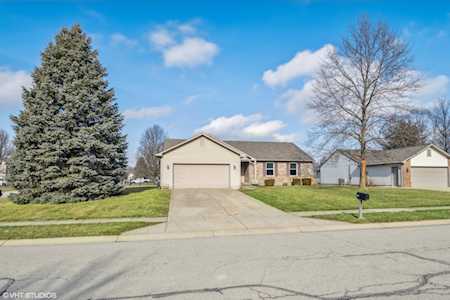 301 E Delaware St Fortville, IN 46040