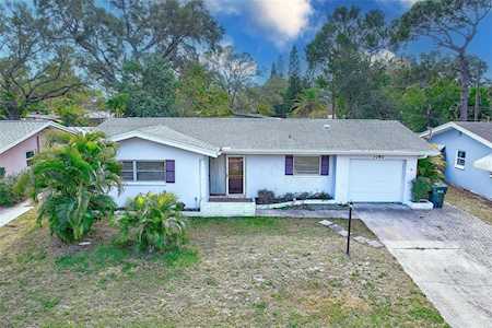 3060 Keene Park Dr Largo, FL 33771
