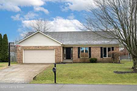 12100 Valley Dr Goshen, KY 40026