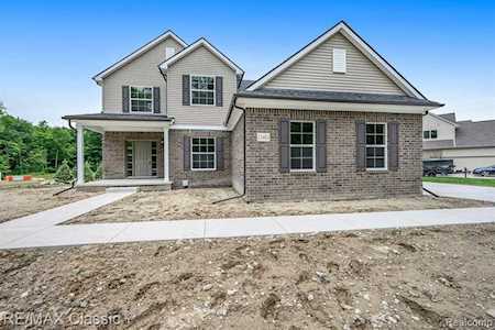 20940 Hasenclever Dr Lyon Twp, MI 48178