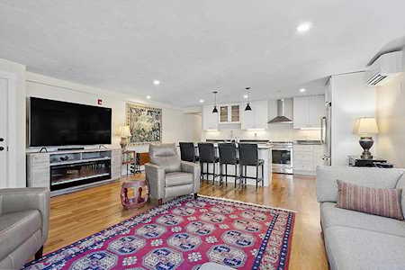 21 Brewster St #3 Portsmouth, NH 03801