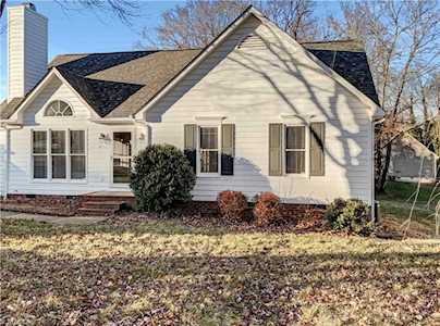 1105 Stamford Club Drive Rural Hall, NC 27045