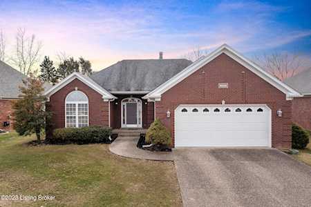 7400 Apple Mill Dr Louisville, KY 40228