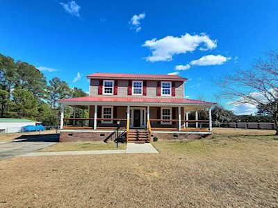 828 Spring Garden Rd. Conway, SC 29527