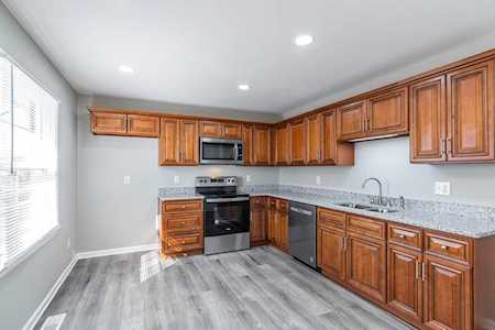 1708 New Orleans Ct Lexington, KY 40505