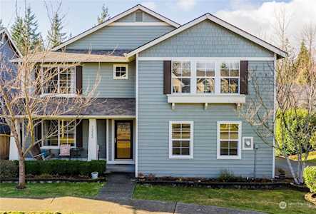 7323 Silent Creek Ave SE Snoqualmie, WA 98065
