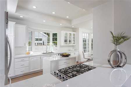 43 Hillsdale Dr #34 Newport Beach, CA 92660