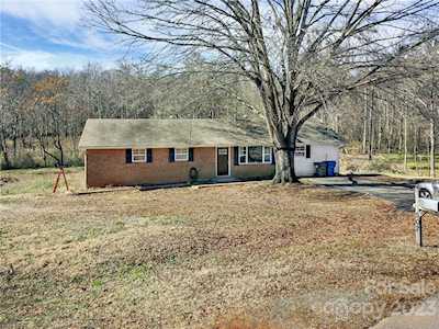507 Lake View Dr Fort Mill, SC 29715