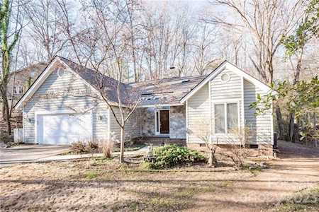 1322 Jules Ct Charlotte, NC 28226