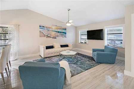 10422 NW 1st Ct Coral Springs, FL 33071