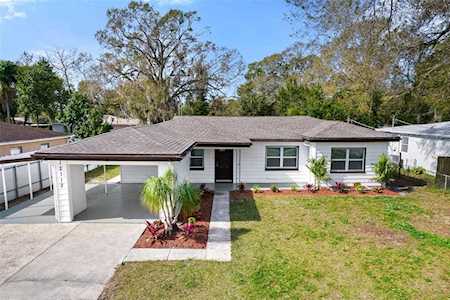 12112 N Boulevard Tampa, FL 33612