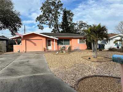 2116 Georgianna St Largo, FL 33774
