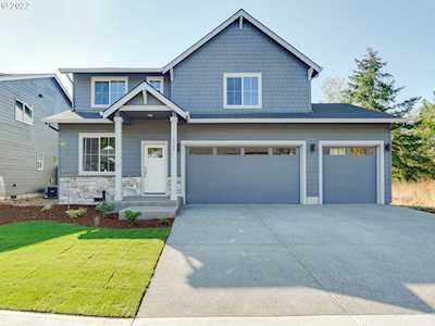 1315 NE Henderson TER Estacada, OR 97023