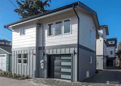 4848 50th Ave SW Seattle, WA 98116