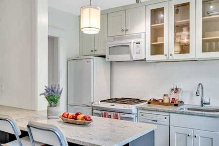 21 Westbourne Ter #6 Brookline, MA 02446