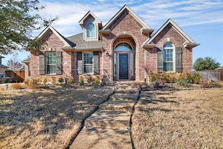 7031 Hickory Estates Drive Sachse, TX 75048