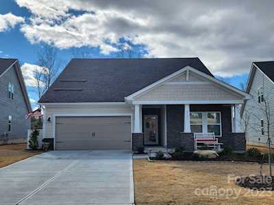 2161 Cherrybark Ct Denver, NC 28037