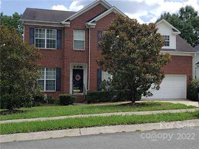 10315 Kirkmont Dr NW Charlotte, NC 28269