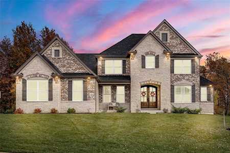 5108 Castle Tower Dr St Charles, MO 63304