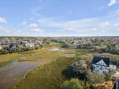 502 N Leavitt Ct Daniel Island, SC 29492