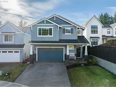 11385 SE Courteous CT Happy Valley, OR 97086