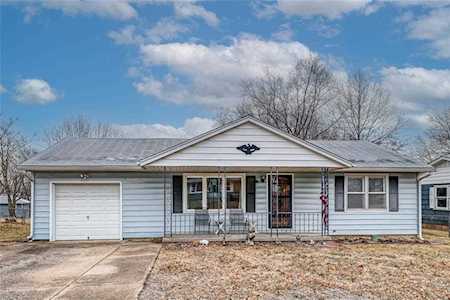 2601 Hillside Dr Harrisonville, MO 64701
