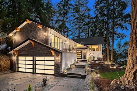 16829 SE 9th St Bellevue, WA 98008
