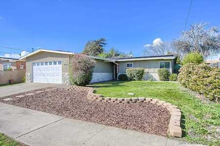 4856 Luna Dr. Oceanside, CA 92057