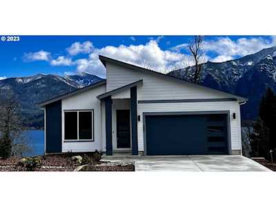 250 NE Lower Basso CIR Stevenson, WA 98648