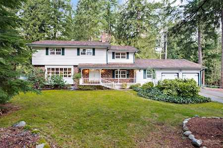 26072 SE 159 Place Issaquah, WA 98027