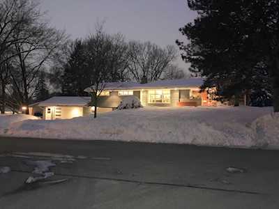 2055 Orchard Avenue N Golden Valley, MN 55422