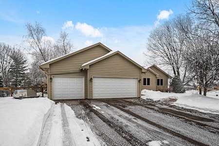9820 Crestwood Terrace Eden Prairie, MN 55347