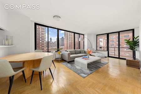 300 E 93rd St #16-F New York, NY 10128