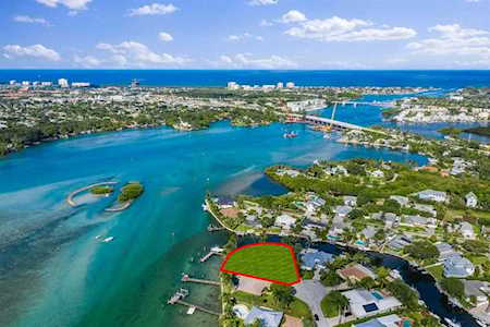 962 Dolphin Court Jupiter, FL 33458