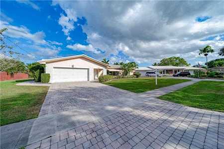 760 NW 72nd Ave Plantation, FL 33317