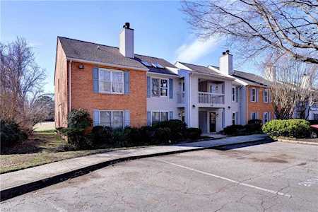 299 Patriot Ln #B Williamsburg, VA 23185