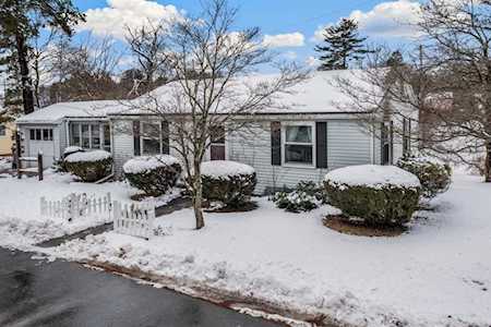 81 Lake Road Framingham, MA 01701