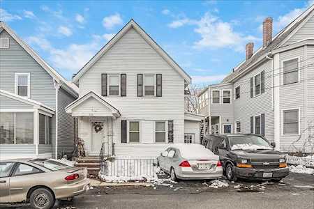 208 Mount Hope Street Lowell, MA 01854