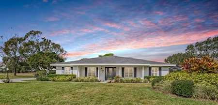 19 Meadowlake Ct Winter Haven, FL 33884