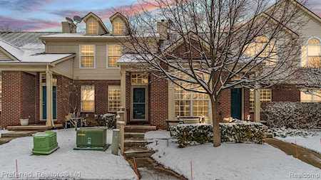 18104 Adri Circle Commerce Twp, MI 48390