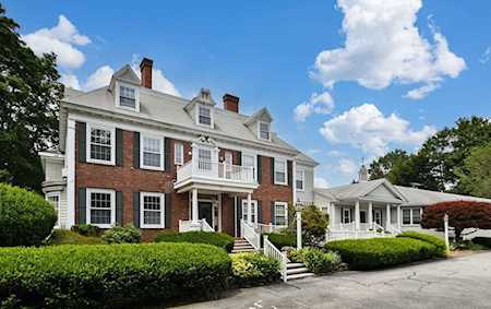 5 Porter Rd #101 Andover, MA 01810