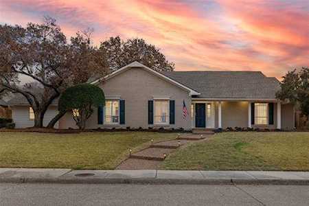 5810 Knightsbridge Drive Dallas, TX 75252