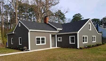 1504 Gatewood Rd Newport News, VA 23601