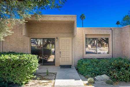 2434 Los Coyotes Dr Palm Springs, CA 92264