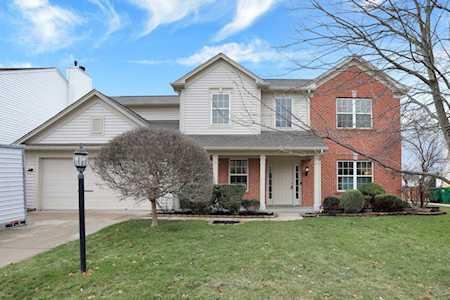 11827 Weathered Edge Dr Fishers, IN 46037