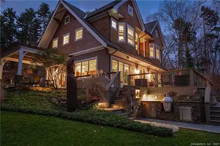 248 Pinewood Trail Trumbull, CT 06611