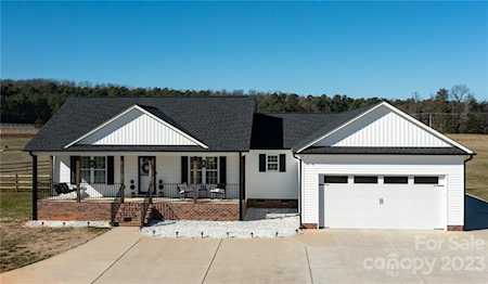 3627 Kimber Ln Sherrills Ford, NC 28673