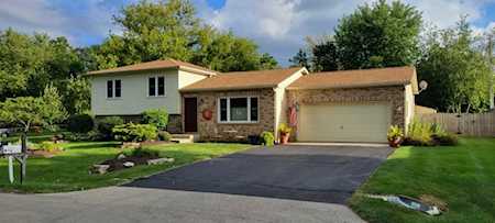8719 Hillcrest Ave Crystal Lake, IL 60014